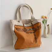 Γυναικεία καθημερινή τσάντα με απλικέ και φερμουάρ