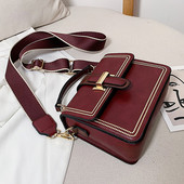 Sieviešu ādas soma ar diviem rokturiem un metāla aizdari