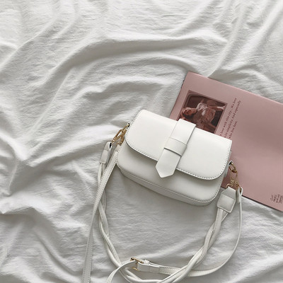 Sieviešu mazā soma ar diviem rokturiem no eko ādas - vairākās krāsās