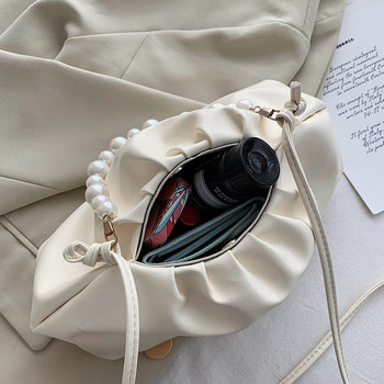 Стилна дамска кожена чанта с перли 