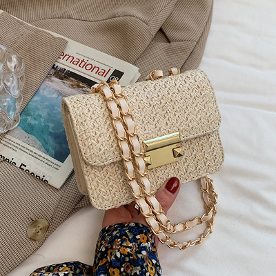 Moderna sieviešu soma no eko ādas ar metāla elementiem - divi izmēri