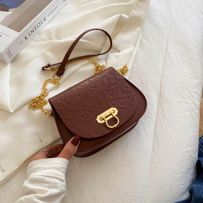 Geanta de dama din piele cu maner lung metalic