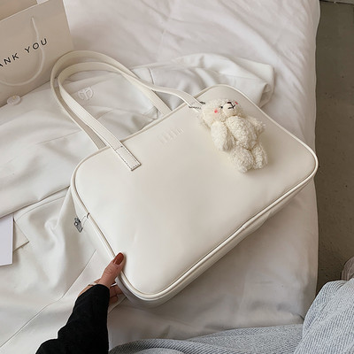 Γυναικεία καθημερινή τσάντα με φερμουάρ κλασικό μοντέλο