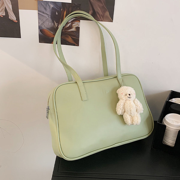 Γυναικεία καθημερινή τσάντα με φερμουάρ κλασικό μοντέλο