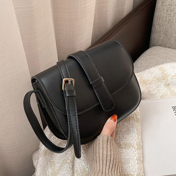 Γυναικεία τετράγωνη τσάντα από οικολογικό δέρμα