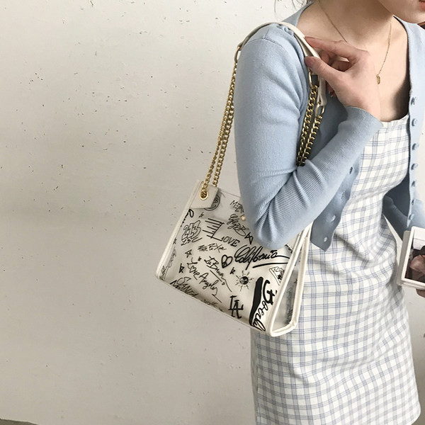 Σύγχρονη γυναικεία τσάντα με επιγραφές - διάφορα χρώματα