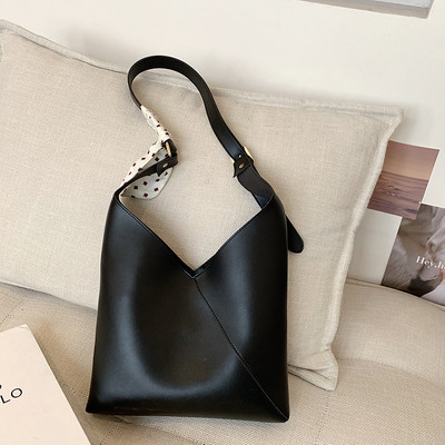 Liela sieviešu somas tipa soma no eko ādas