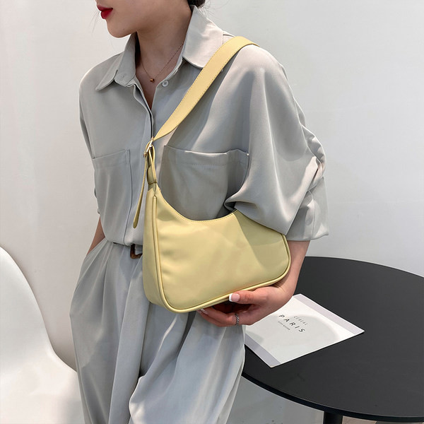 Ikdienas sieviešu soma no eko ādas, parasts modelis