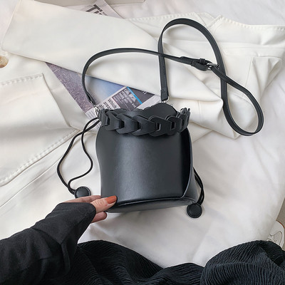 Μικρή οικολογική δερμάτινη τσάντα με δύο λαβές