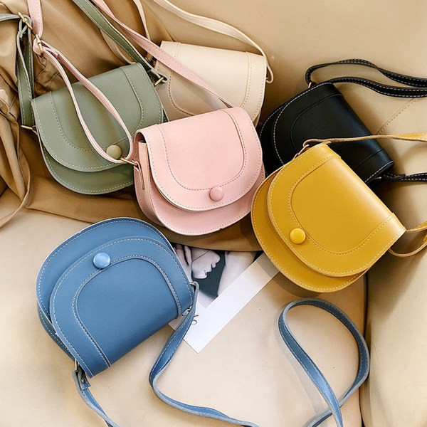 Geantă elegantă din piele artificială pentru femei