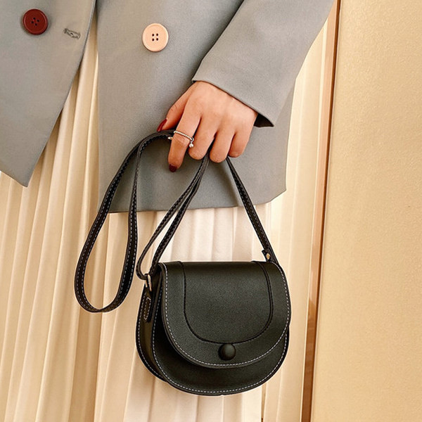 Geantă elegantă din piele artificială pentru femei