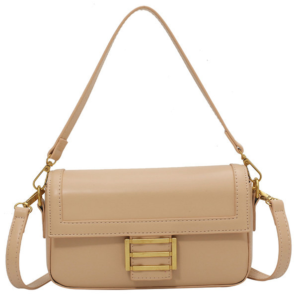 Μοντέρνα έκο δερμάτινη τσάντα με χρυσή αγκράφα