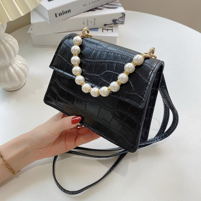 Sieviešu maza kvadrātveida soma ar pērlēm