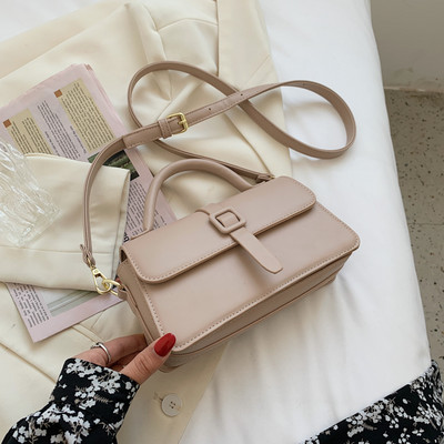 Γυναικεία ορθογώνια τσάντα με δύο λαβές