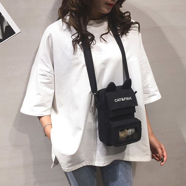 Γυναικεία τσάντα casual με στοιχεία 3D και μακριά λαβή