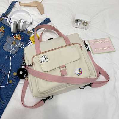 Γυναικεία τσάντα με εφαρμογή 3D - μακριά και κοντή λαβή