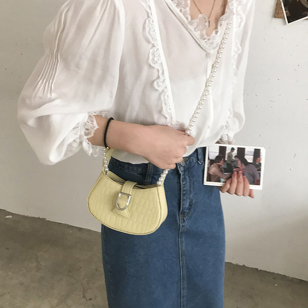 Jauna modeļa sieviešu soma no eko ādas ar metāla sprādzi - diviem rokturiem