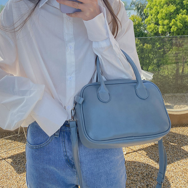 Geanta de primavara-vara din piele ecologica cu fermoar