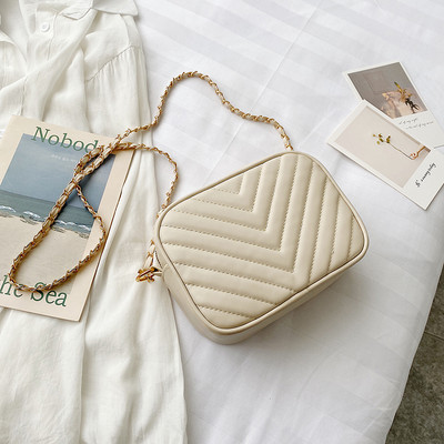 Γυναικεία έκο δερμάτινη τσάντα με μακριά λαβή σε διαφορετικά χρώματα