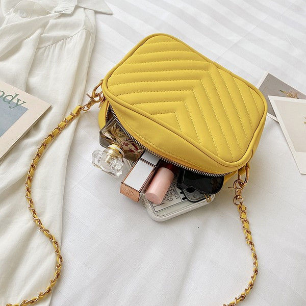 Γυναικεία έκο δερμάτινη τσάντα με μακριά λαβή σε διαφορετικά χρώματα