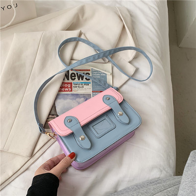 Geanta de dama din piele cu inchidere metalica si maner lung