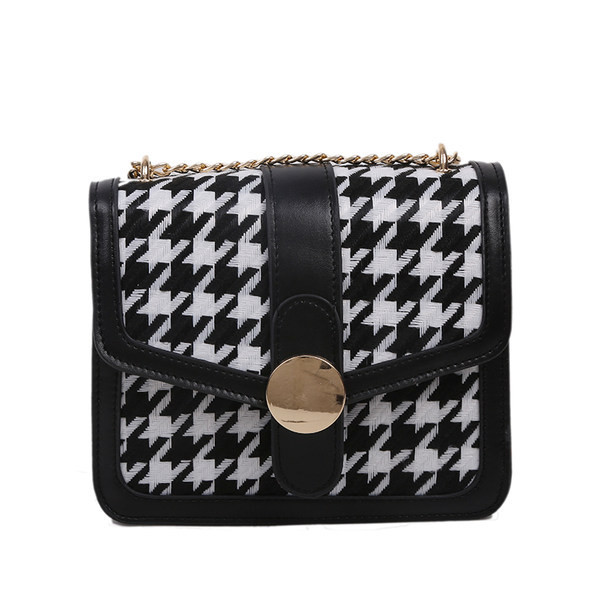 Καρό τσάντα με αλυσίδα και μεταλλικό κούμπωμα