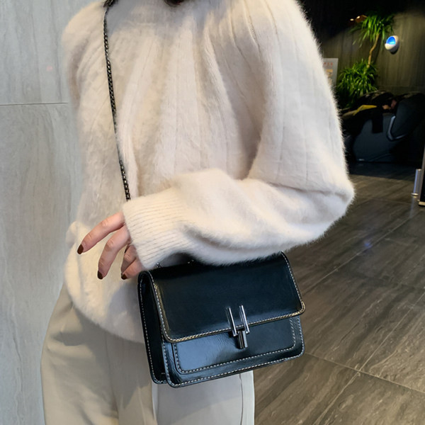 ΄Εκο δερμάτινη τσάντα νέο μοντέλο με μακριά αλυσίδα