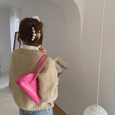 Casual γυναικεία τσάντα από οικολογικό δέρμα με φερμουάρ - ρετρό στιλ