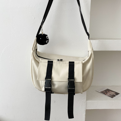 Γυναικεία υφασμάτινη τσάντα και κλείσιμο με φερμουάρ