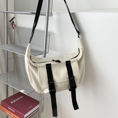 Γυναικεία υφασμάτινη τσάντα και κλείσιμο με φερμουάρ