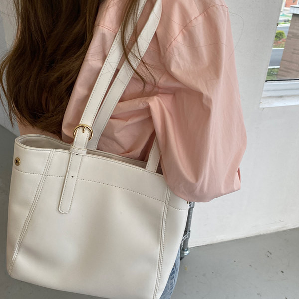 Γυναικεία τσάντα άνοιξης-καλοκαιριού από οικολογικό δέρμα - ρετρό στιλ