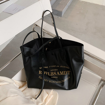 Geantă de zi cu zi pentru femei cu inscripții - în trei culori