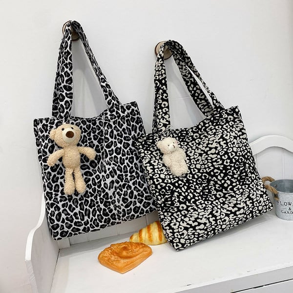 Geanta de dama cu geanta tip animal print