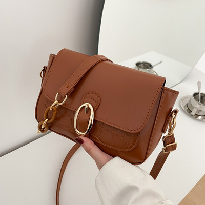 Sieviešu maza kvadrātveida soma ar sprādzi