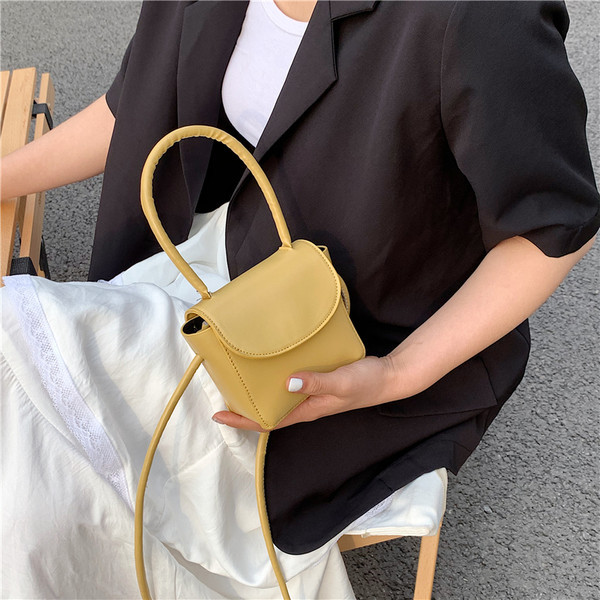 Geanta de dama din piele cu maner scurt sau lung