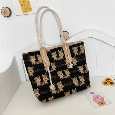 Γυναικεία τσάντα τύπου με απλικέ