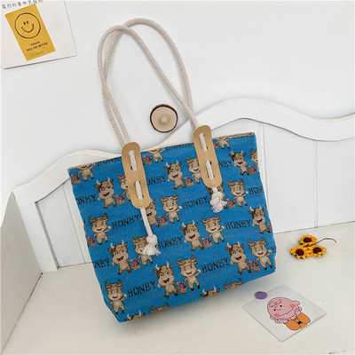 Γυναικεία τσάντα τύπου με απλικέ