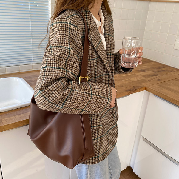 Geanta de dama din piele cu maner reglabil