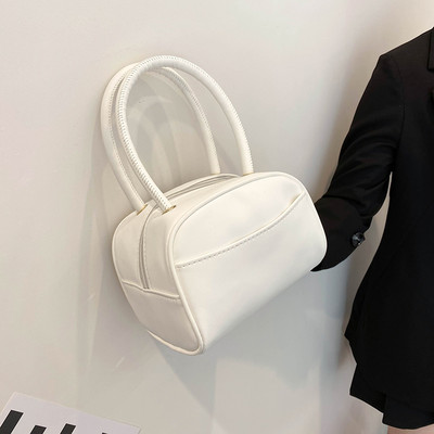 Έκο δερμάτινη γυναικεία τσάντα με κοντές λαβές