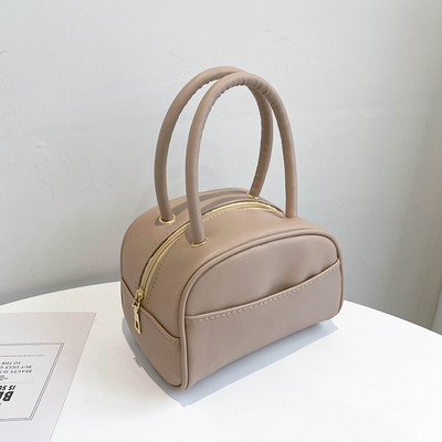 Έκο δερμάτινη γυναικεία τσάντα με κοντές λαβές