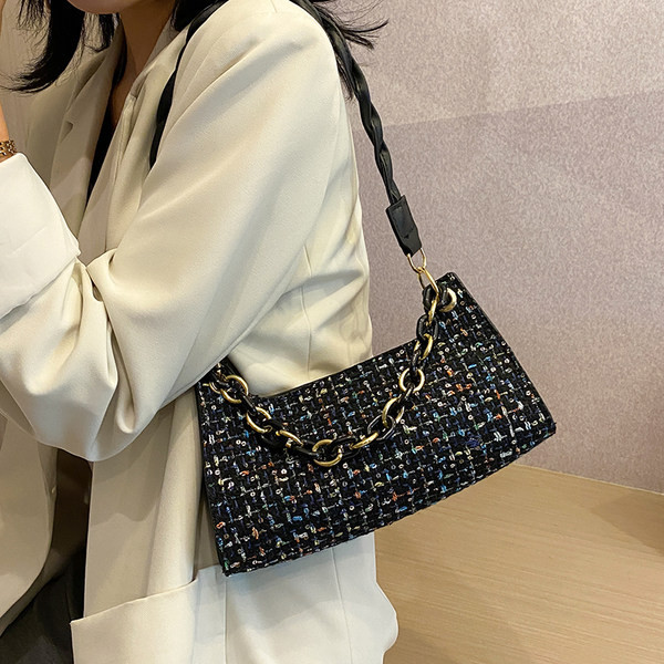 Σύγχρονη γυναικεία τσάντα με αλυσίδα σε τρία χρώματα