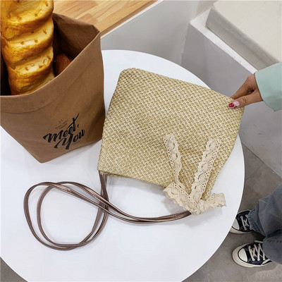 Sieviešu salmu soma ar kvadrātveida formu