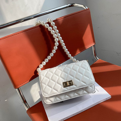 Γυναικεία έκο δερμάτινη τσάντα με πέρλες