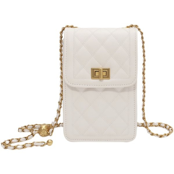 Sieviešu ādas soma ar garu rokturi un metāla elementu