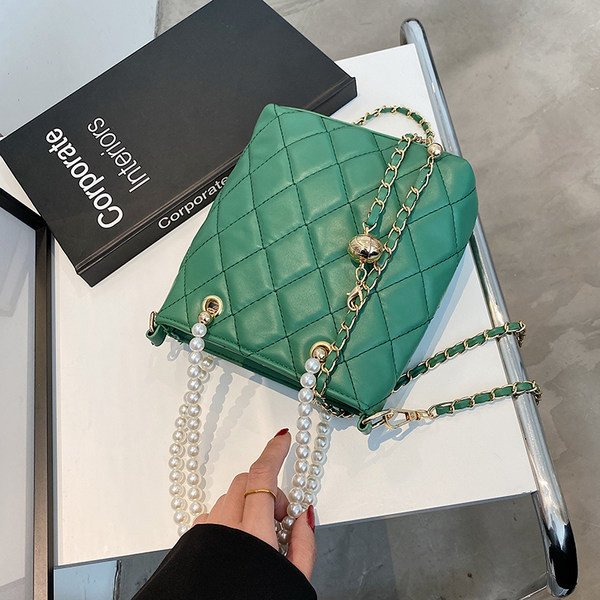 Μικρή έκο δερμάτινη τσάντα με πέρλες