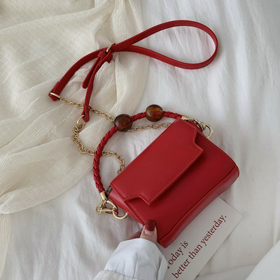 Γυναικεία έκο δερμάτινη τσάντα με ρυθμιζόμενη λαβή