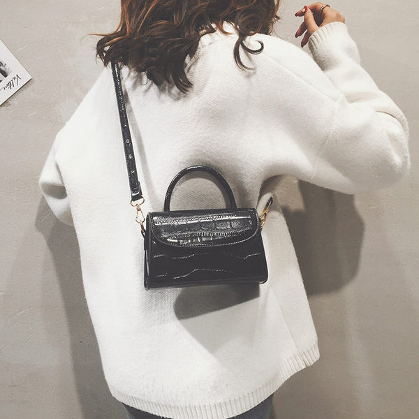 Geanta din piele model nou cu maner lung si scurt