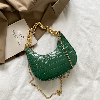 Έκο δερμάτινη τσάντα με μεταλλική λαβή