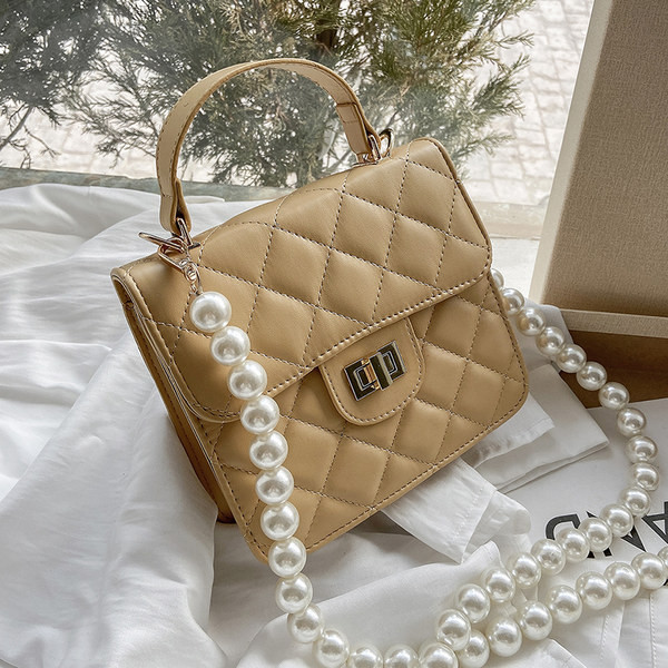 Γυναικεία τσάντα με κοντό και μακρύ λαβή από πέρλες