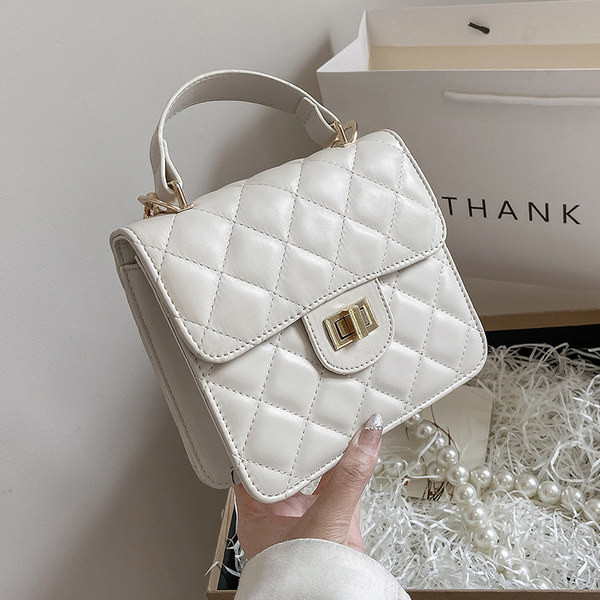 Γυναικεία τσάντα με κοντό και μακρύ λαβή από πέρλες